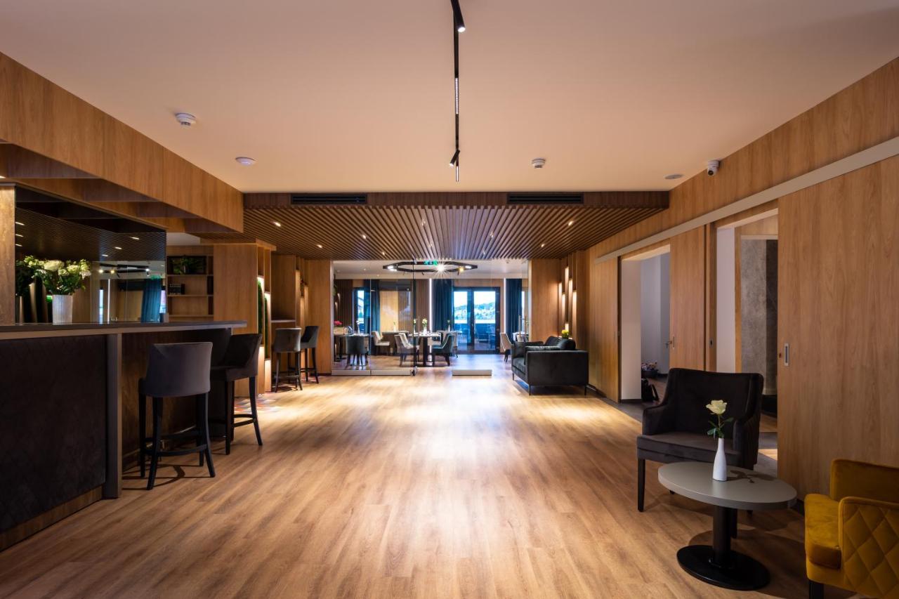 Aparthotel Nox Cluj-Napoca Ngoại thất bức ảnh